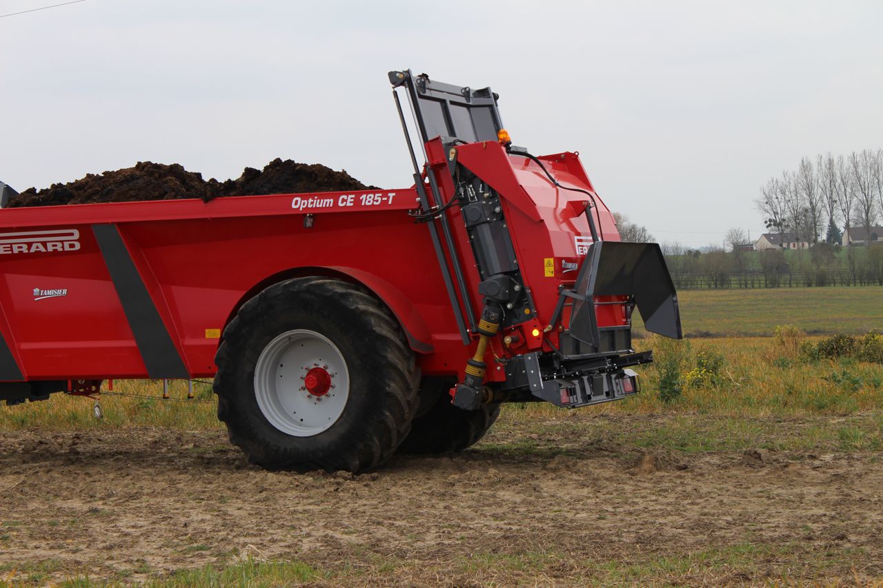 Epandeur Perard CE 185T