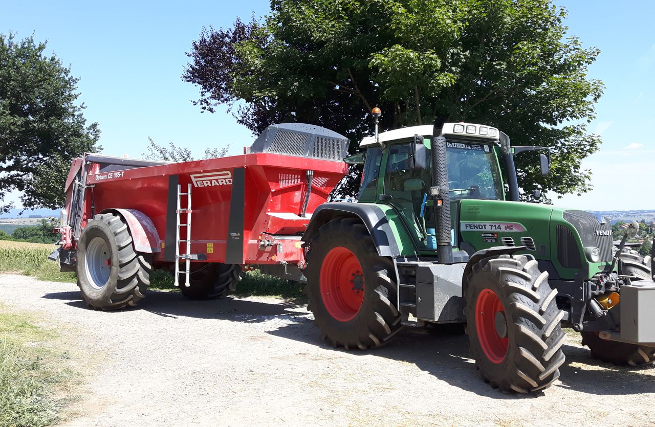 Epandeur Perard CE 185T